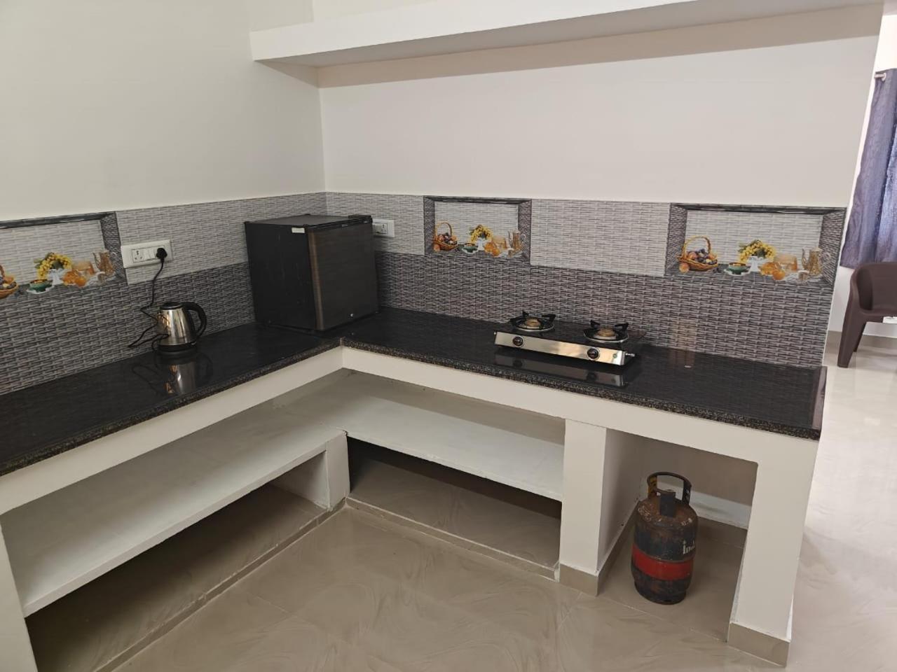Thirunallar Heaven Homes Tirunallar Luaran gambar