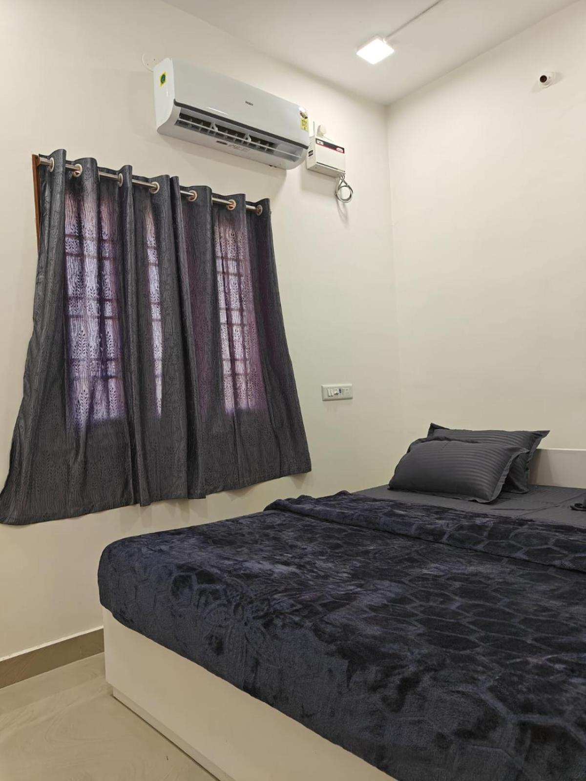 Thirunallar Heaven Homes Tirunallar Luaran gambar