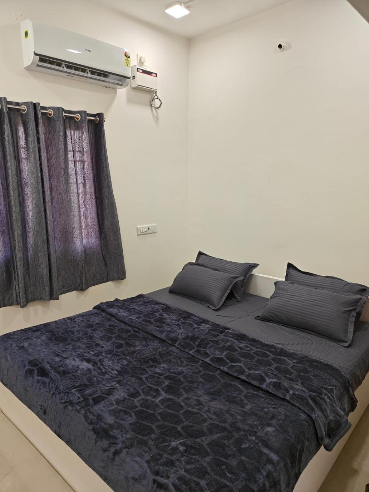 Thirunallar Heaven Homes Tirunallar Luaran gambar